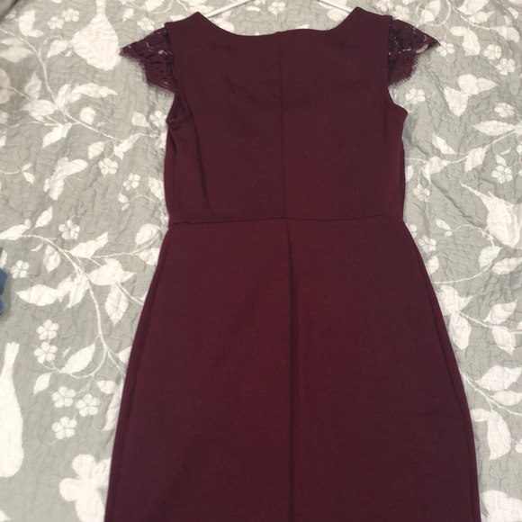 Dress - Picture 3 of 4